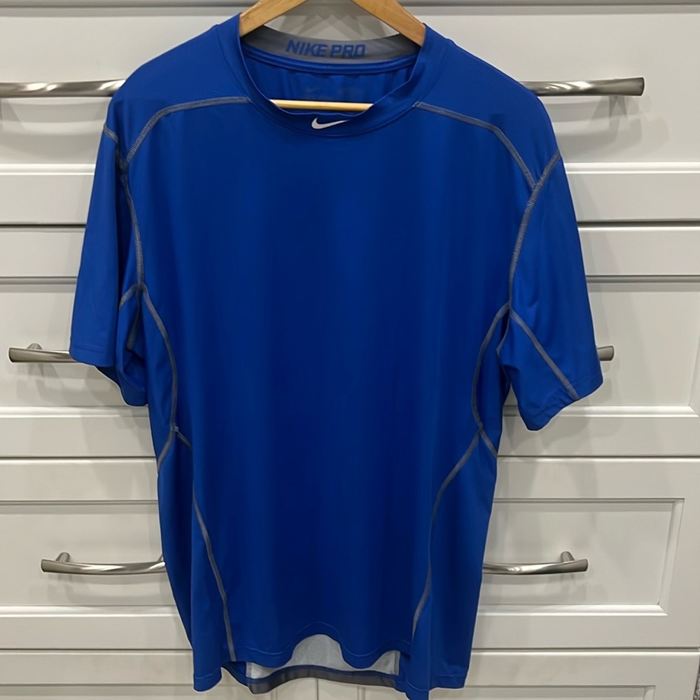 Men’s Nike pro fitted dri fit.  Blue & gray